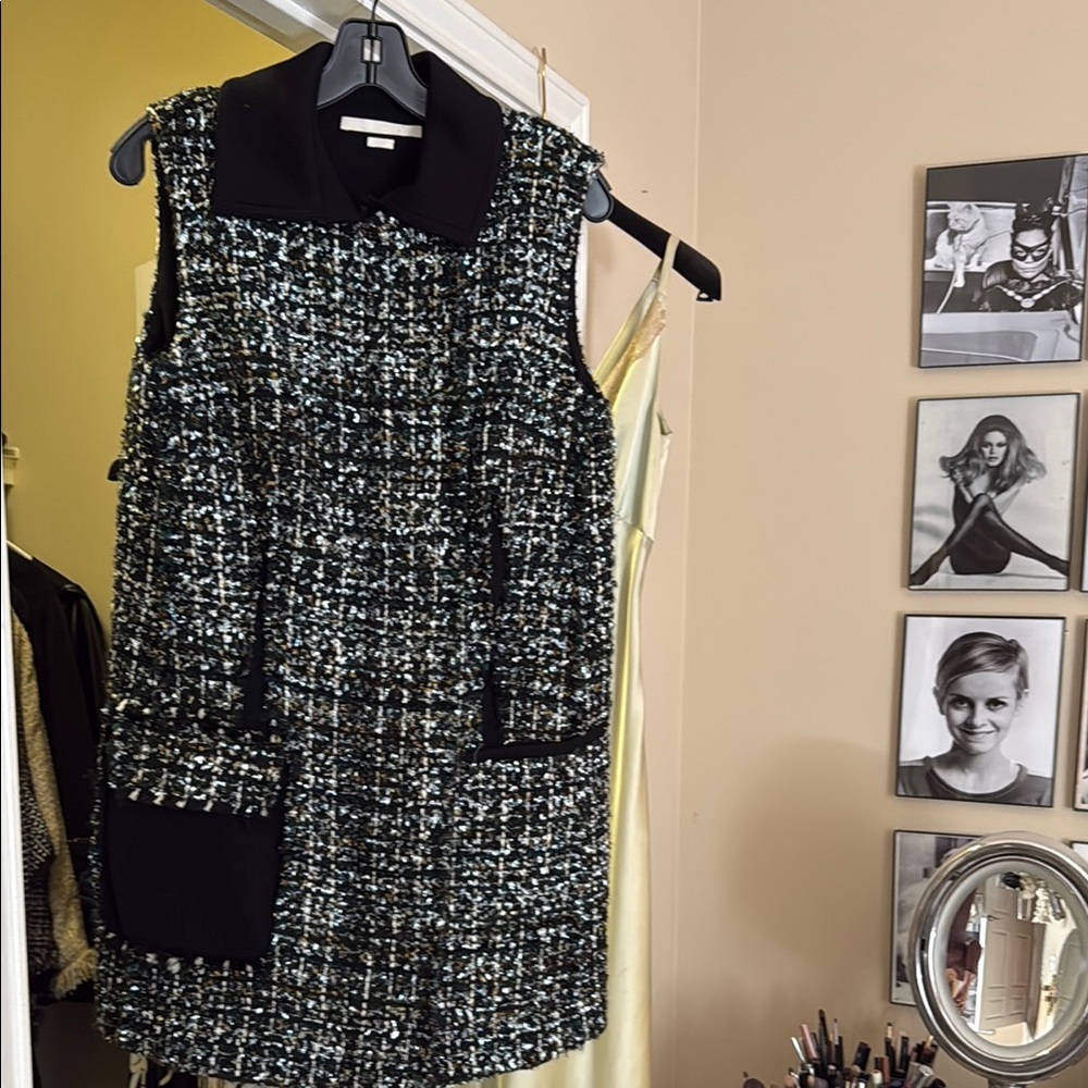 Chic Tweed Sleeveless Dress